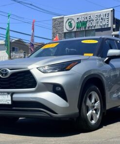 2023 Toyota Highlander LE 4D SUV FWD