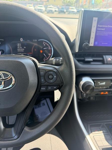 2024 Toyota RAV4 LE AWD - Imagen 19