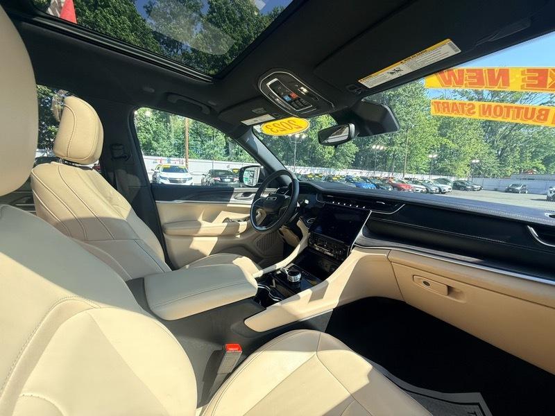 2023 Jeep Grand Cherokee L Limited 4WD - Imagen 17