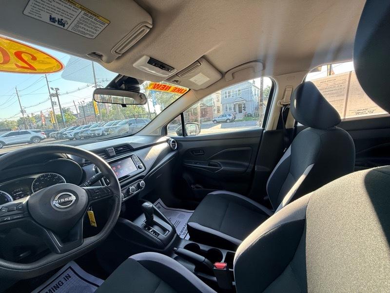 2025 Nissan Versa S CVT - Imagen 11