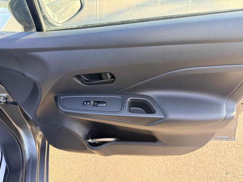 2025 Nissan Versa S CVT - Imagen 15